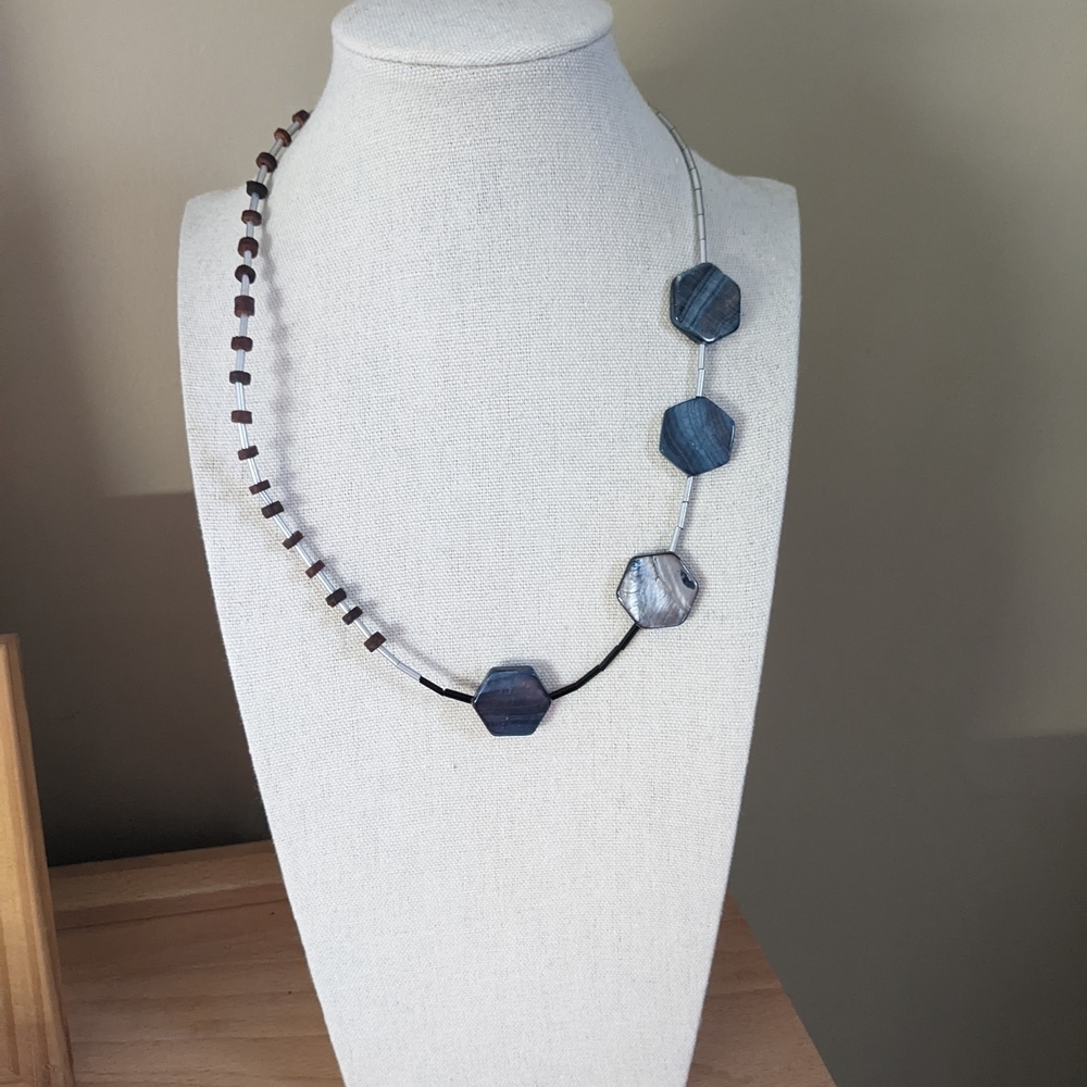 Elegant Blue and Silver Hexagon Necklace